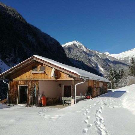 Ferienhaus Am Wallnerhof Flattach Luaran gambar