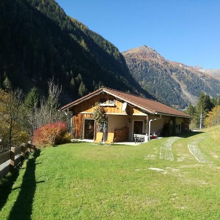 Ferienhaus Am Wallnerhof Flattach Luaran gambar