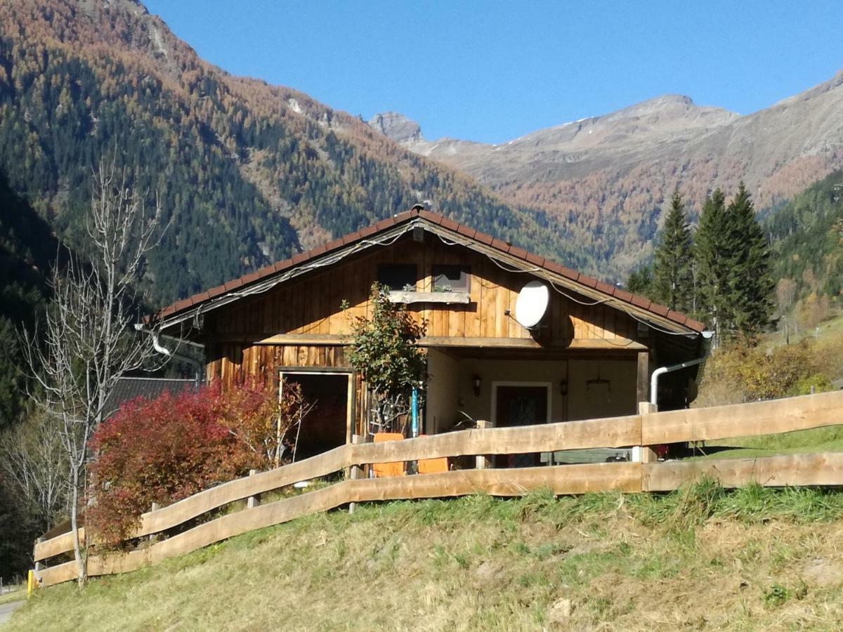 Ferienhaus Am Wallnerhof Flattach Luaran gambar