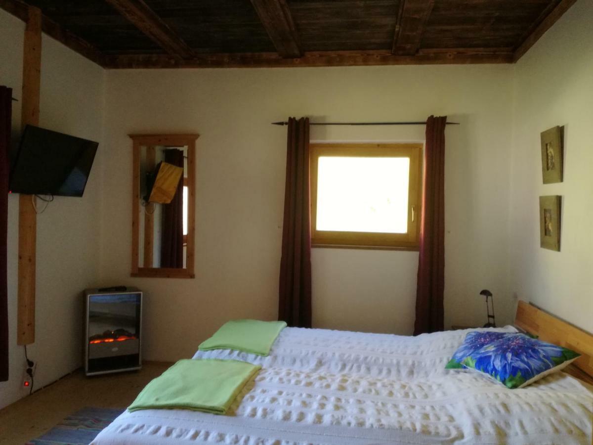 Ferienhaus Am Wallnerhof Flattach Luaran gambar